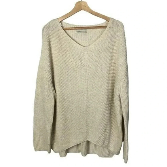 Urban Outfitters UO Victoria Oversized V-Neck Sweater S - Picture 2 of 4